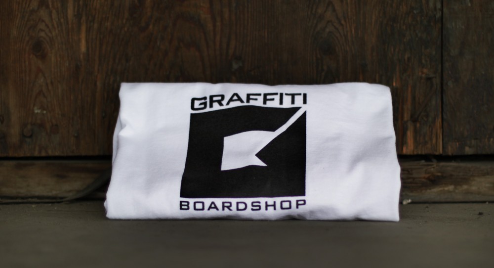 Graffiti-Boardshot-Shirt